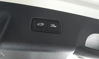 Kia Canival 2023, 62566 км, за 19029.8 USD - фото 17