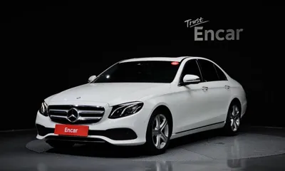 Mercedes-Benz E-Class · 2017 год