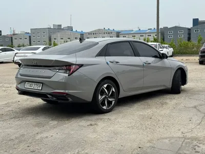 Hyundai Avante 2023, 41666 км, за 14301.5 USD