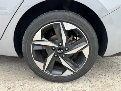 Hyundai Avante 2023, 41666 км, за 14301.5 USD