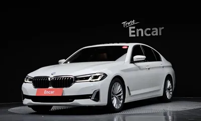BMW 5-Series · 2022 год