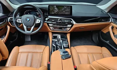 BMW 5-Series 2022, 40202 км, за 23311.24 USD - фото 7