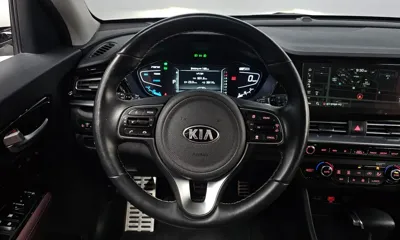 Kia Niro 2020, 130991 км, за 10791.13 USD - фото 12