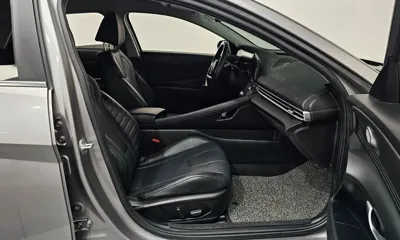 Hyundai Avante 2023, 43789 км, за 14366.16 USD - фото 26