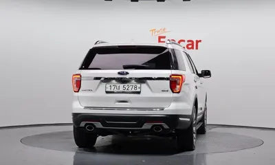 Ford Explorer 2018, 74753 км, за 12216.71 USD