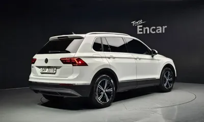 Volkswagen Tiguan 2018, 53460 км, за 13749.35 USD