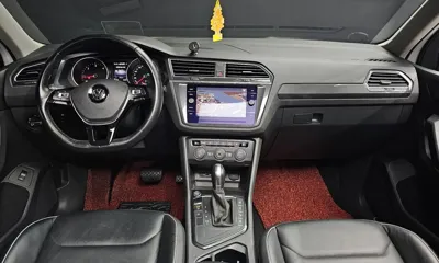 Volkswagen Tiguan 2018, 53460 км, за 13749.35 USD - фото 7