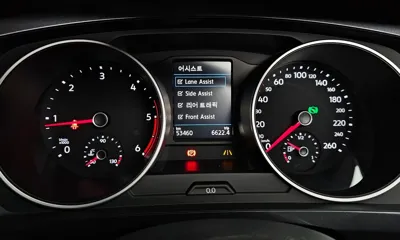 Volkswagen Tiguan 2018, 53460 км, за 13749.35 USD - фото 8
