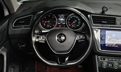 Volkswagen Tiguan 2018, 53460 км, за 13749.35 USD - фото 13