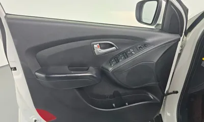 Hyundai Tucson 2014, 133599 км, за 5054.48 USD - фото 24