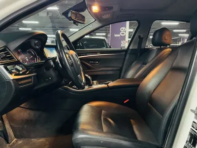 BMW 5-Series 2015, 127627 км, за 6761.19 USD