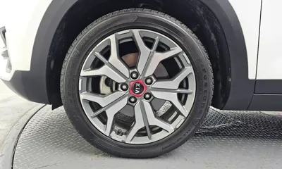 Kia Seltos 2020, 137459 км, за 9649.47 USD