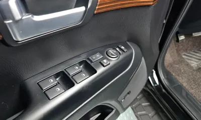 Kia Mohave 2018, 185152 км, за 7548.9 USD - фото 18