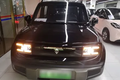 Baojun Spark EUV 2025, 100 км, за 13098 USD