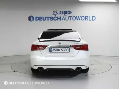 Nissan Maxima 2016, 127706 км, за 5298.01 USD