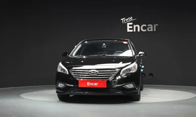 Hyundai Sonata 2015, 124407 км, за 4485.47 USD