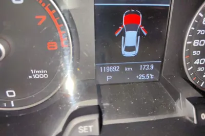 Audi A4L 2015, 119600 км, за 8593 USD - фото 12