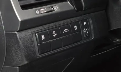 KG_Mobility_Ssangyong Rexton 2023, 65382 км, за 15827.8 USD - фото 18