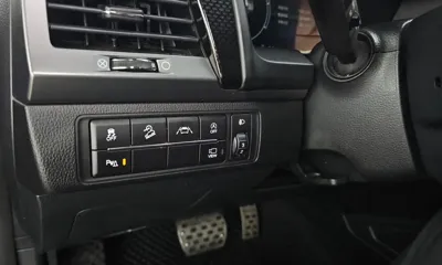 KG_Mobility_Ssangyong Rexton 2022, 62218 км, за 18178.23 USD - фото 17