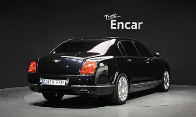 Bentley Flying Spur 2010, 116588 км, за 17889.69 USD