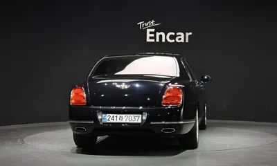 Bentley Flying Spur 2010, 116588 км, за 17889.69 USD