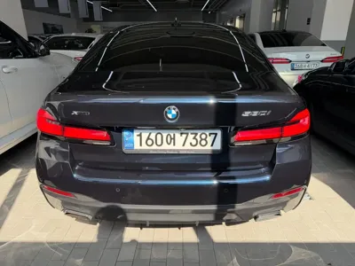BMW 5-Series 2022, 89512 км, за 27231.28 USD