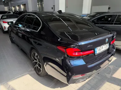 BMW 5-Series 2022, 89512 км, за 27231.28 USD