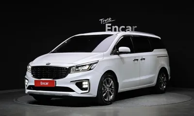 Kia Canival · 2019 год