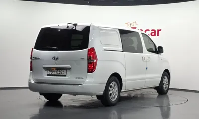 Hyundai Starex 2015, 148909 км, за 4561.08 USD