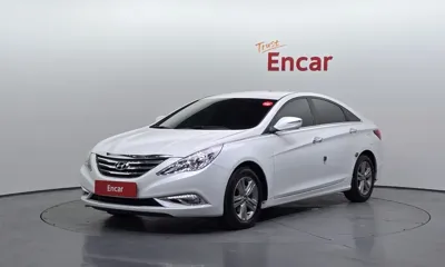 Hyundai Sonata · 2013 год