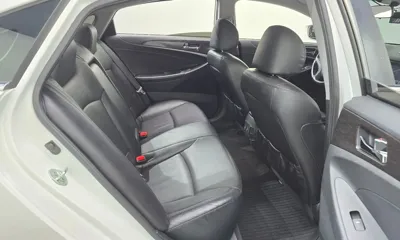 Hyundai Sonata 2013, 132802 км, за 3583.06 USD - фото 11