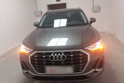 Audi Q3 2023, 36000 км, за 28525 USD