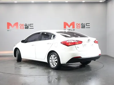 Kia K3 2015, 38647 км, за 4463.7 USD
