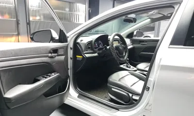 Hyundai Avante 2017, 70786 км, за 5513.98 USD - фото 10