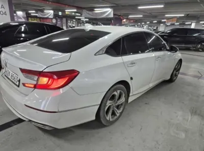 Honda Accord 2019, 201376 км, за 7144.25 USD
