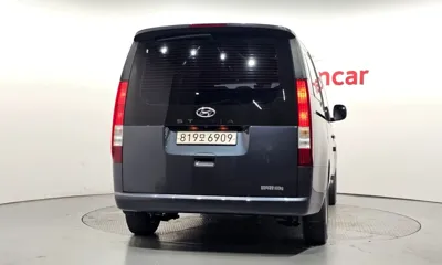 Hyundai Staria 2022, 90685 км, за 13213.92 USD