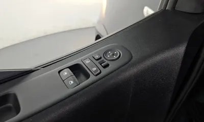 Hyundai Staria 2022, 90685 км, за 13213.92 USD - фото 28