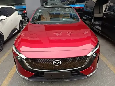 Mazda EZ-6 2025, 16700 км, за 17863.1 USD