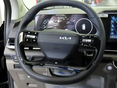 Kia Canival 2026, 2271 км, за 22318.5 USD - фото 11