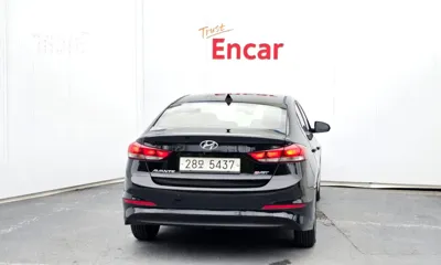Hyundai Avante 2016, 138208 км, за 4160.44 USD