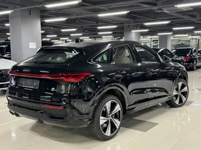 Audi Q5 2025, 17 км, за 62913.85 USD