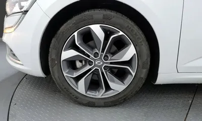 Renault-KoreaSamsung SM6 2019, 69919 км, за 5244.85 USD