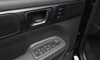 Hyundai Santafe 2025, 9785 км, за 24749.2 USD - фото 27