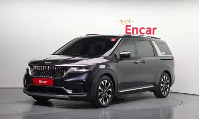 Kia Canival · 2023 год