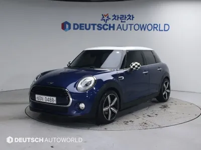 MINI Cooper · 2016 год