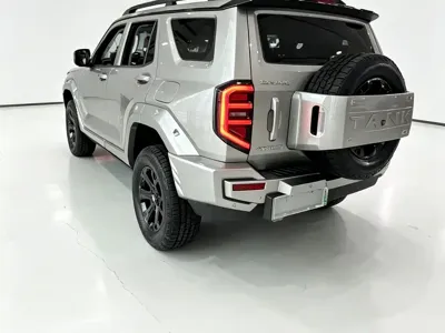 Tank Tank 400 New Energy 2024, 27000 км, за 32194.78 USD