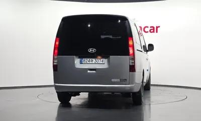 Hyundai Staria 2022, 85644 км, за 12286.29 USD
