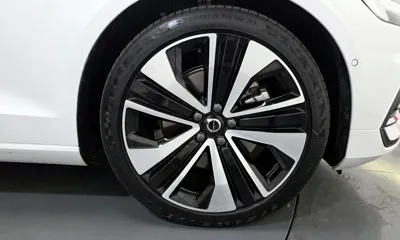 Volvo S60 2025, 12356 км, за 29539.19 USD - фото 21