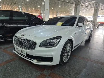 Kia K9 · 2021 год
