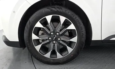 Kia Canival 2023, 46962 км, за 21076.97 USD